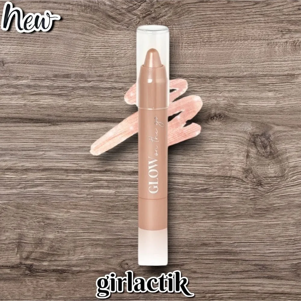 New NIB girlactik GLOW ON-THE-GO JetSetter multi-use stick Color: JetSetter